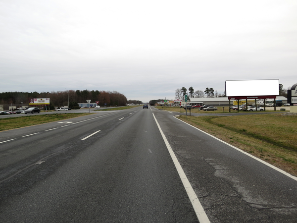 US 13 WS 0.4mi S/O CR 452 F/N - 2