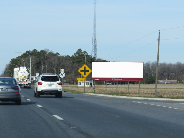 US 13 ES 0.8mi N/O CR 452 F/S - 1