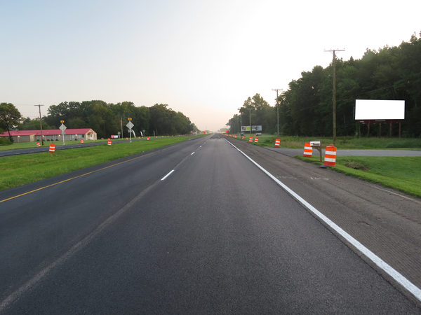 US 13 ES 1.1mi N/O Tharp Rd F/S - 1
