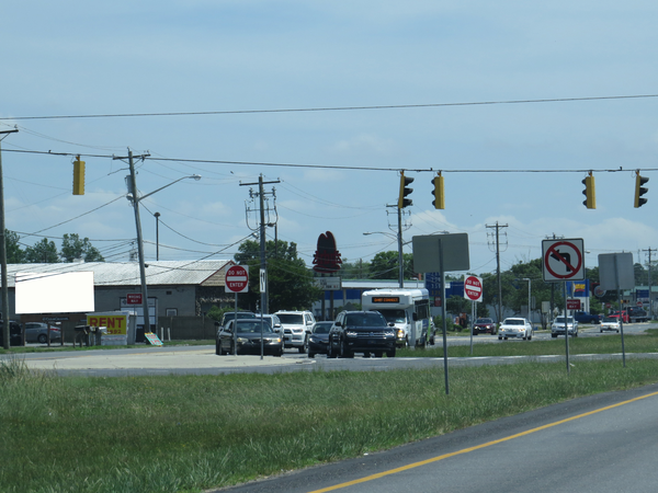 US 113 ES 0.1mi N/O SR 404 F/N - 2
