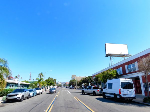 Cass St ES 50ft S/O Hornblend St F/S - 1
