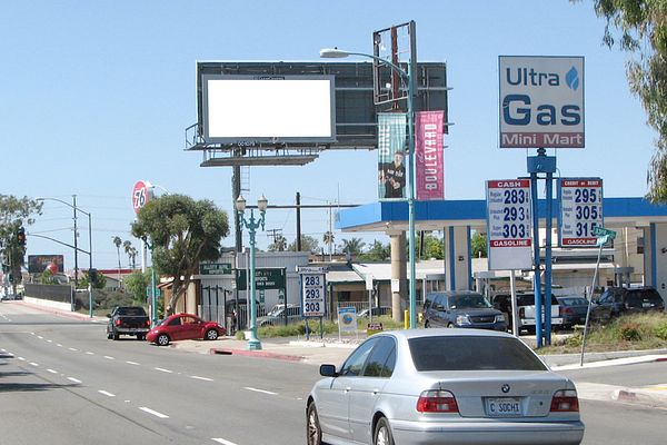 El Cajon Blvd NS 41ft E/O Bancroft St F/E - 1