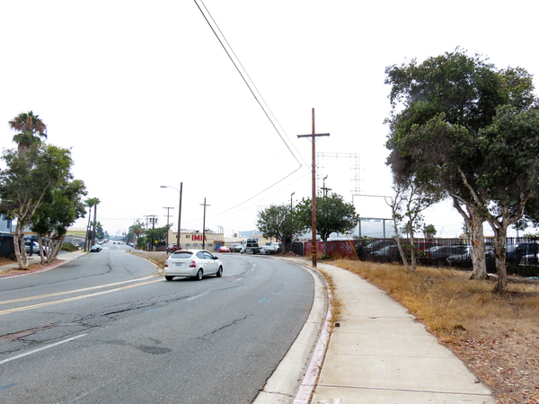 Main St SS 200ft W/O 27th St F/W - 1