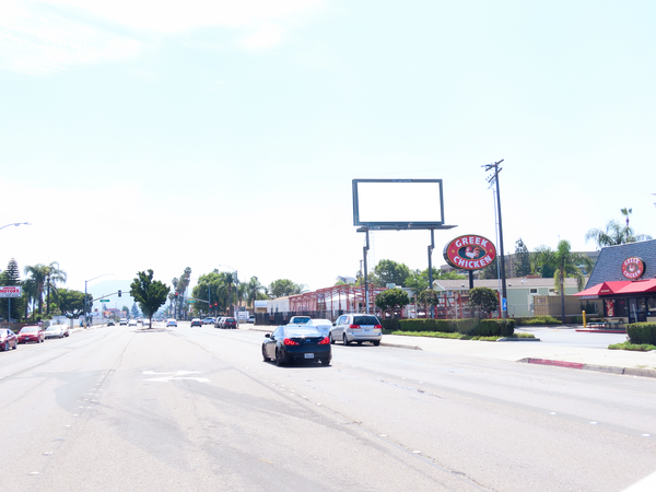 Main St SS 400ft E/O Mollison Av F/W - 1