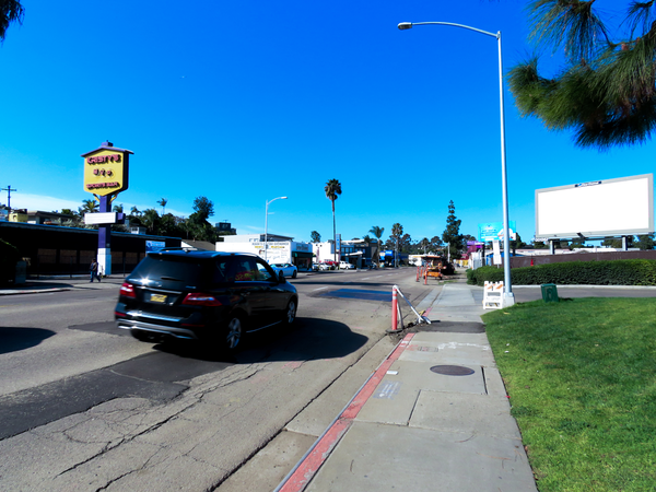 Midway Dr ES 748ft N/O Riley St F/S - 1