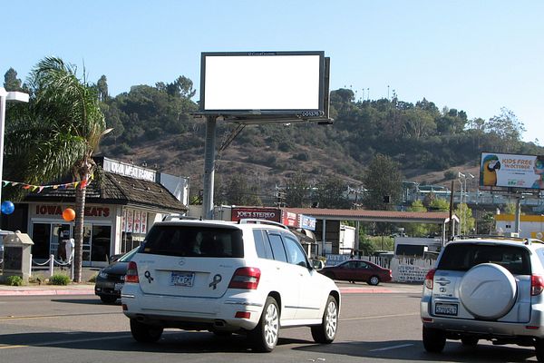 Mission Gorge Rd ES 400ft S/O Twain Av F/N - 1