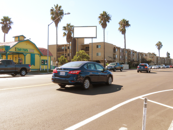 W Pt. Loma Blvd SS 200ft W/O Chapman St F/E - 1