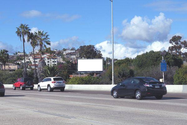 I-5 Frwy ES 50ft N/O Kalmia St F/S - 1