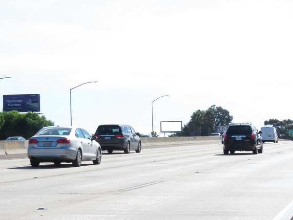I-5 Frwy ES 150ft S/O Imperial Av F/N - 1