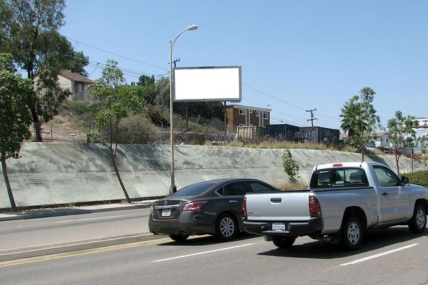 University Av SS 40ft E/O Shiloh Rd F/E - 1