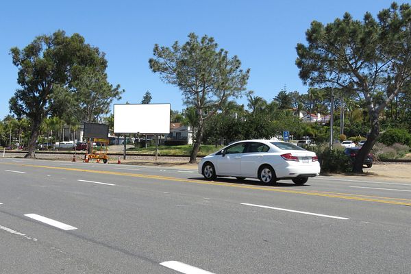 US 101 ES 340ft N/O A St F/S - 1