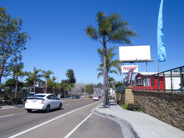 US 101 ES 400ft N/O D St F/S - 1