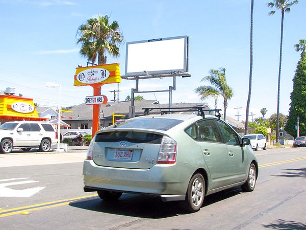 Voltaire St ES 200ft S/O Sunset Cliff Blvd F/N - 1