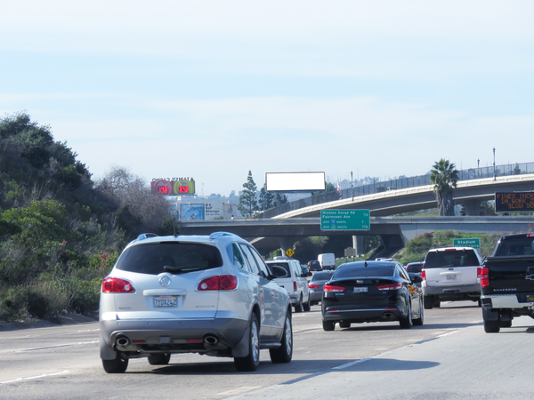 I-8 Frwy NS 700ft W/O Waring Rd F/E - 1