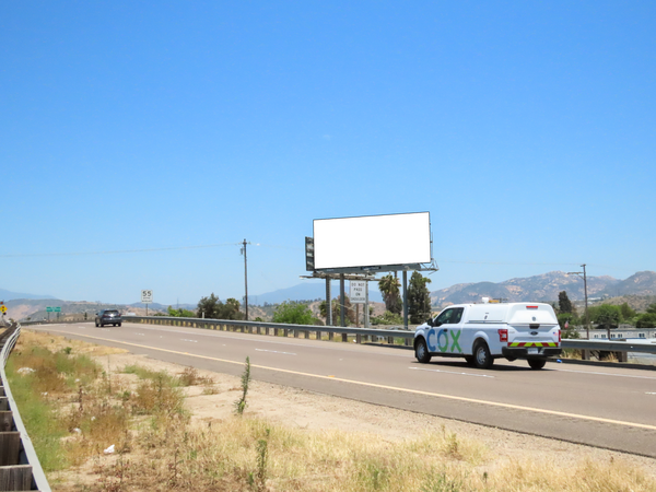 67 Frwy ES 200ft S/O Mapleview St (NO EXT) F/S - 1