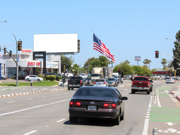Convoy St WS 500ft S/O St. 52 Frwy F/S - 1