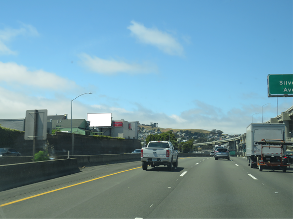 Bayshore Frwy (US 101) WS 75ft N/O Thornton F/S - 1