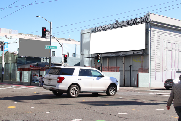 8th St ES 50ft S/O Mission (No Ext) F/N - 1