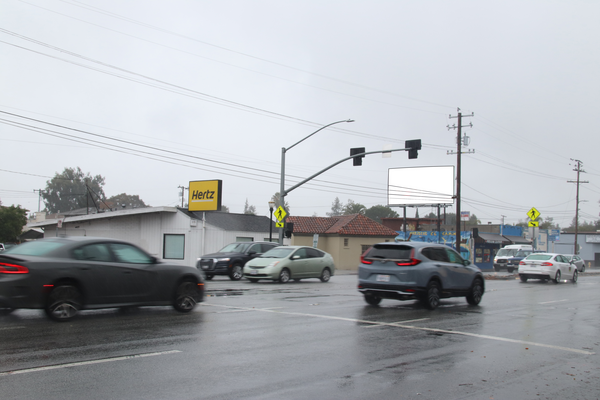 El Camino Real ES 75ft N/O Nottingham F/N - 1