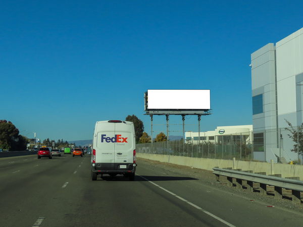Nimitz Frwy (I-880) ES 600ft S/O Brokaw F/S - 2
