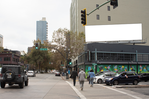 Grand SS 8ft W/O Broadway F/E - 1
