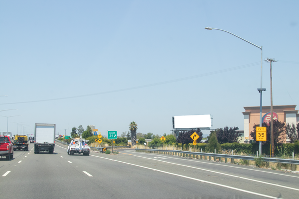 Nimitz Frwy (I-880) ES 400ft S/O Whipple (%) F/S - 1