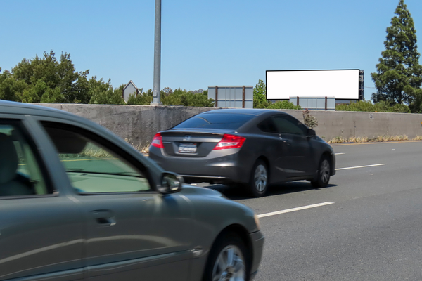 Concord I-680 Frwy WS 0.5mi N/O 2nd Av F/S - 1