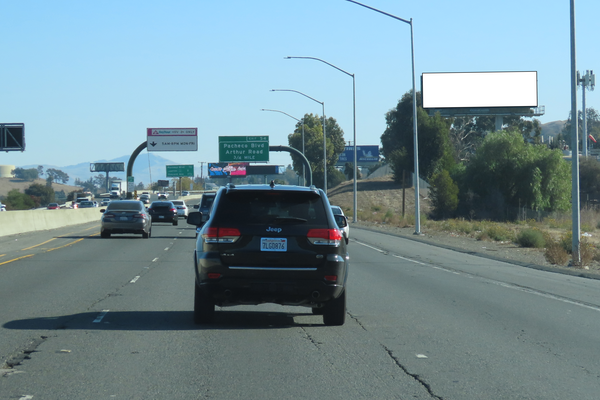 Concord I-680 Frwy WS 0.7mi S/O Marina Vista F/NW - 1