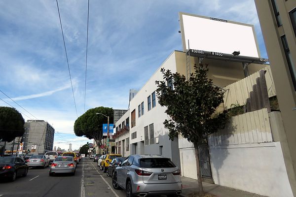 Potrero ES 196ft S/O 17th St F/S - 1