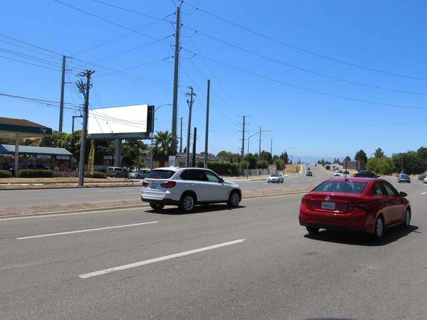 Montague Xwy SS 0.2mi E/O I-880 (No Ext) F/E - 2