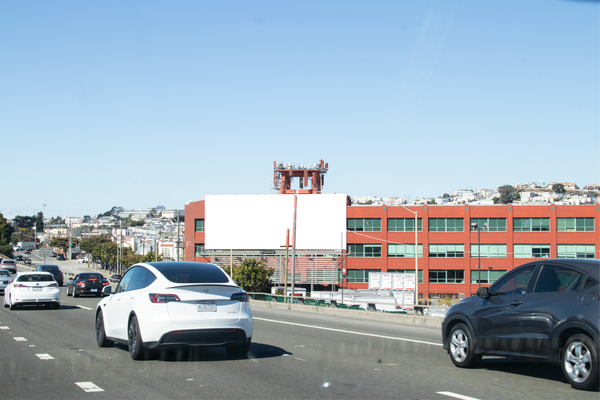 Bayshore Frwy (US 101) ES 350ft N/O Paul (No Ext) F/S - 1