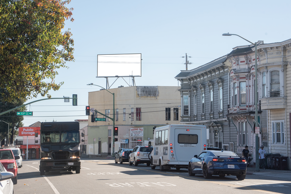 International Blvd SS 75ft E/O 13th Av F/W - 1