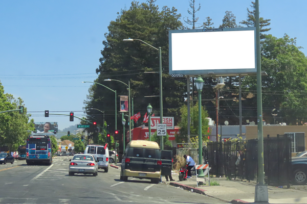 International Blvd SS 185ft E/O 80th Av F/W - 1