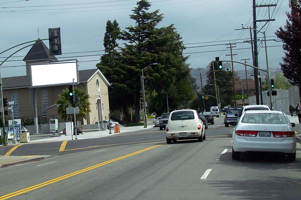 High St WS 130ft N/O Foothill F/S - 1