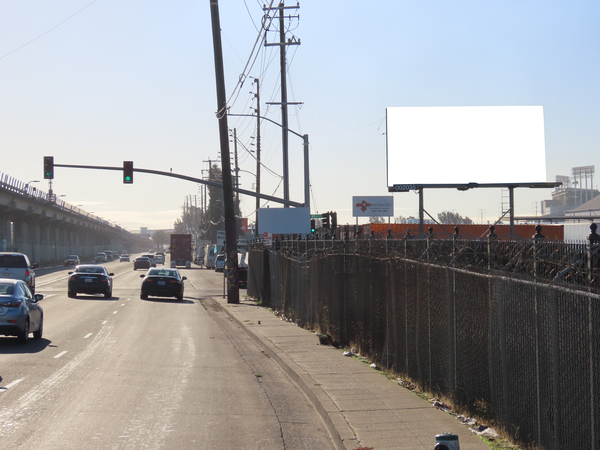San Leandro SS 0.4mi W/O 66th Av F/W - 1