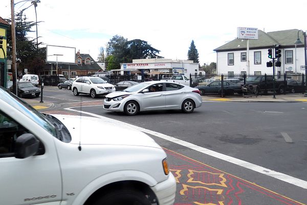 38th Av WS 140ft S/O Foothill F/N - 1