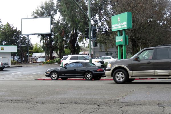 International Blvd WS 100ft S/O 90th St F/N - 2