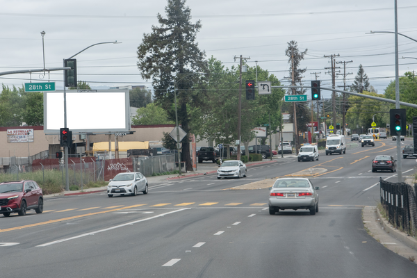 Julian SS 60ft W/O 28th St F/E - 1