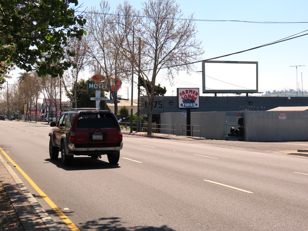 Monterey WS 368ft S/O Barnard Av F/N - 1