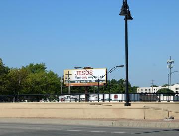 5427 E Kellogg (US-54 E [MM 219.300]) S/S 150ft W/O Edgemoor F/E