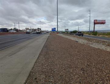 I 10 S/S.12 E/O LEE TREV 8520 GATEWAY E