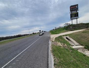 W/S US-377N @ BEYER CENTER F/N BOT