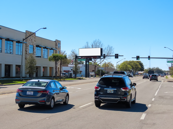 SR 438 SS 0.5mi W/O SR 429 F/NE - Single