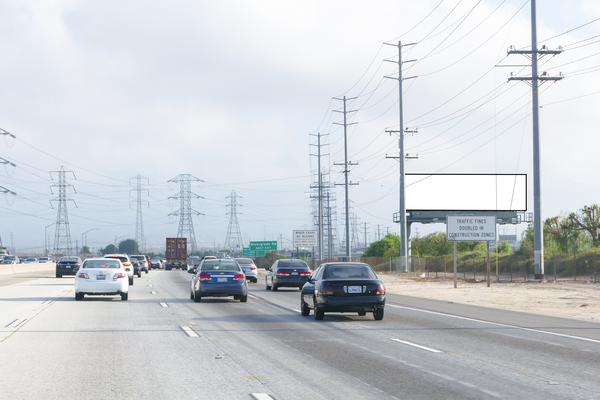 San Gabriel Frwy ES 3200ft N/O Ramona F/S - 2