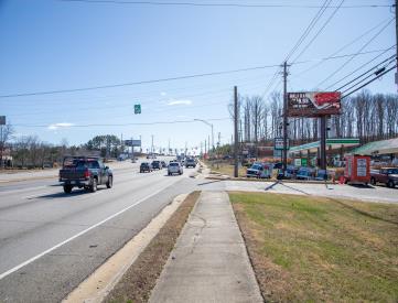S/S HWY 20  400' E/O I-985 RHR F/W