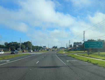 E/S S FLA AVE S/O SCHOOLHOUSE RD N/B (S)