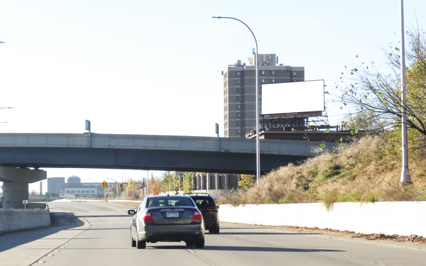 I-94 CL 200ft S/O Jct I-35W - 18'x48' F/NE - 1