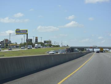 I-35 S E/S @ FM 2001