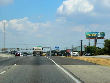 I-35 E/S .3 MI S/O BRAKER LANE