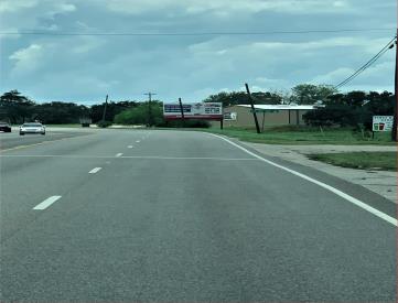 US 77 W/S .7 MI N/O GIDDINGS